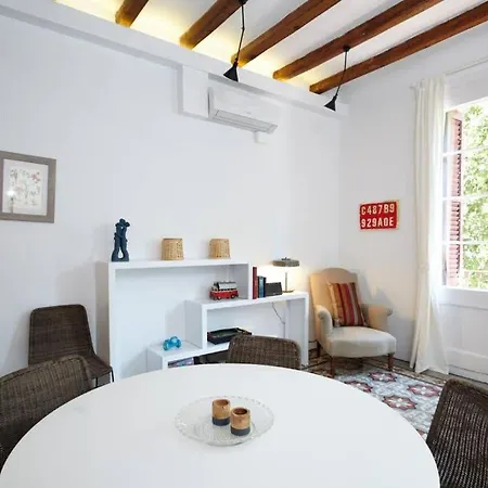 Beautiful In C/sepulveda Apartment